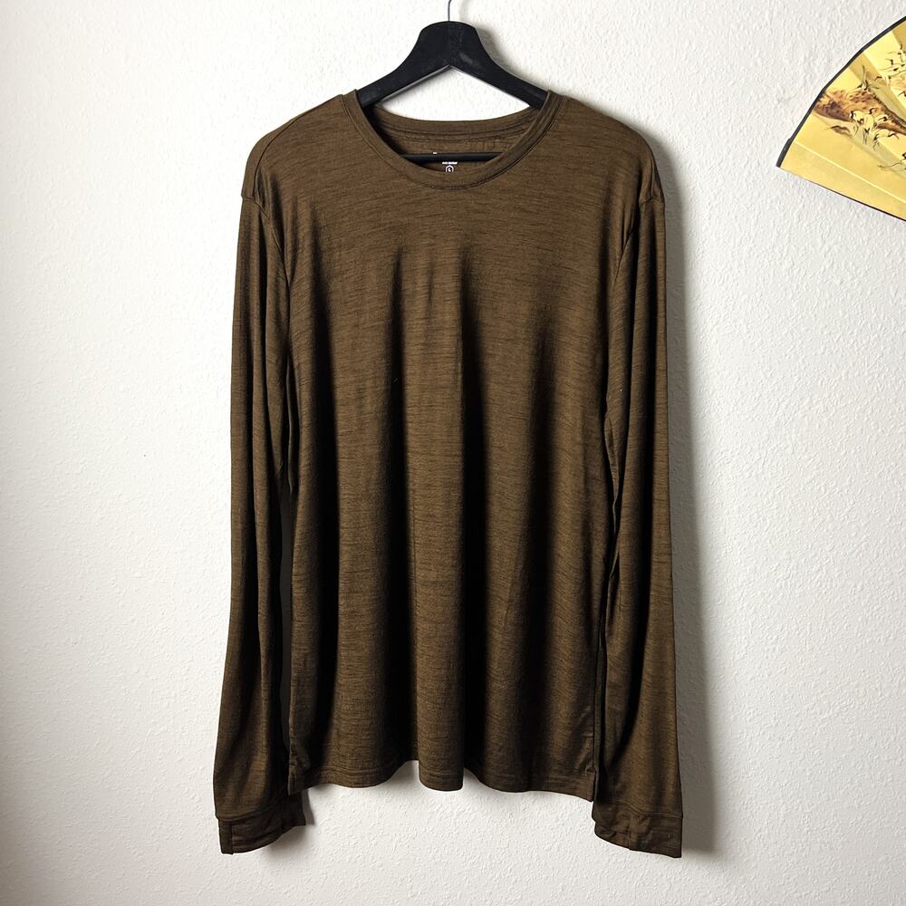 bombas men's brown merino wool blend crew neck long sleeve t shirt toffee